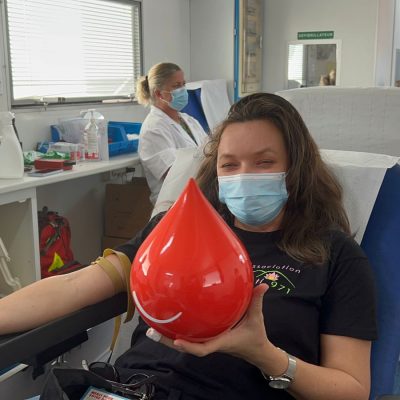 action don du sang à destrelland avec les bénévoles de ferti971